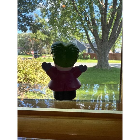 Fisher-Price Little People DC Comics Joker Villain Figure Toy Collectible - Picture 3 of 4